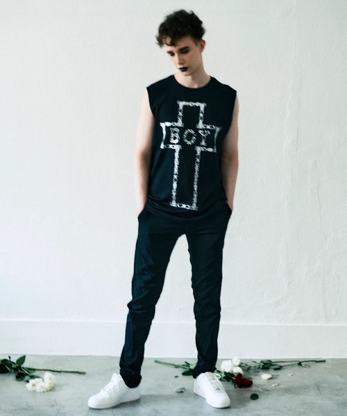 BOY LONDON（ボーイロンドン）の「【BOY LONDON】BOY CROSS MOTIF　SLEEVELESS SHIRT（タンクトップ・メンズ・ブラック・S/M/XL）」の4枚目の写真