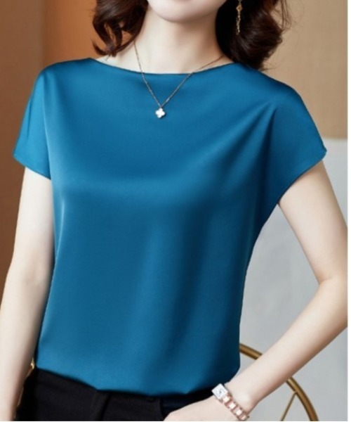 BLANC FICELLE（ブランフィセル）の「シルクタッチ　フレンチ　Tシャツ（Tシャツ/カットソー・レディース・アイボリー/ブラック/ベージュ/グリーン/ワイン/ブルー・L/M/XL）」の5枚目の写真