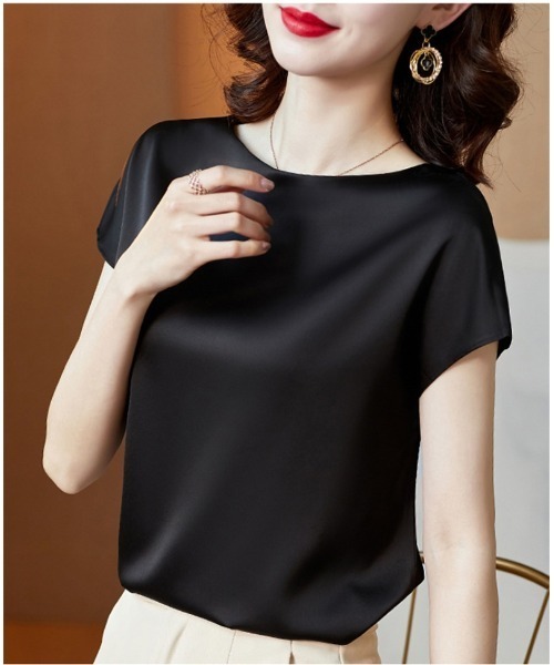 BLANC FICELLE（ブランフィセル）の「シルクタッチ　フレンチ　Tシャツ（Tシャツ/カットソー・レディース・アイボリー/ブラック/ベージュ/グリーン/ワイン/ブルー・L/M/XL）」の11枚目の写真