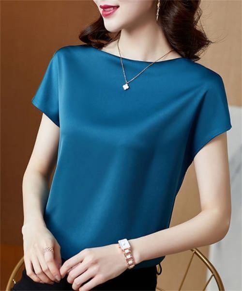 BLANC FICELLE（ブランフィセル）の「シルクタッチ　フレンチ　Tシャツ（Tシャツ/カットソー・レディース・アイボリー/ブラック/ベージュ/グリーン/ワイン/ブルー・L/M/XL）」の18枚目の写真