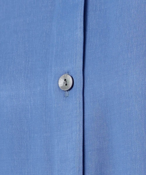 Elura(エルーラ)の「サラサラサマーデニムシャツ(シャツ/ブラウス・レディース・ライトブルー/ネイビー・MEDIUM/LARGE)」の19枚目の写真