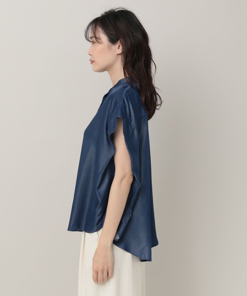 Elura(エルーラ)の「サラサラサマーデニムシャツ(シャツ/ブラウス・レディース・ライトブルー/ネイビー・MEDIUM/LARGE)」の12枚目の写真