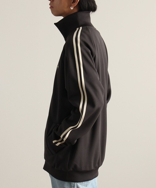 BEVERLY HILLS POLO CLUB（ビバリーヒルズポロクラブ）の「【Beverly Hills Polo Club/ビバリーヒルズポロクラブ】ワンポイントロゴ刺繍 ダンボール サイドライン トラックジャケット（ジャージ・メンズ・スミクロ/ブルー/アイボリー/オレンジ/ネイビー/グレー・M/LL/L）」の20枚目の写真