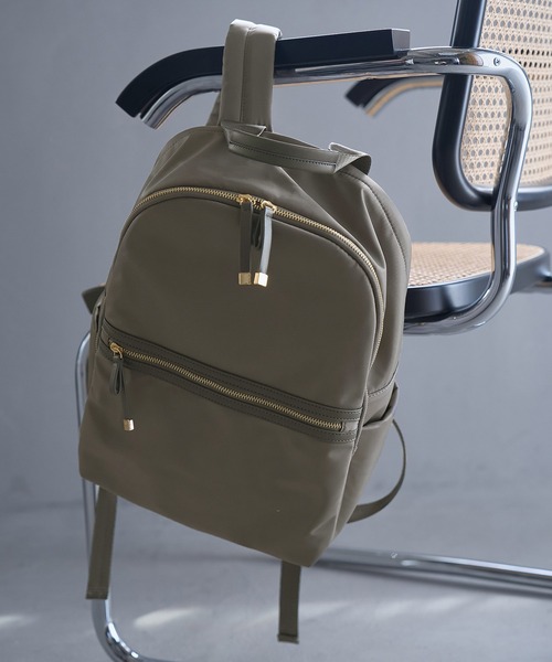 VIS（ビス）の「【PC収納付き】メタルファスナーリュック【A4対応】（バックパック/リュック・レディース・ブラック/グレー/ベージュ系その他・FREE）」の3枚目の写真