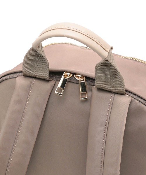 VIS（ビス）の「【PC収納付き】メタルファスナーリュック【A4対応】（バックパック/リュック・レディース・ブラック/グレー/ベージュ系その他・FREE）」の16枚目の写真