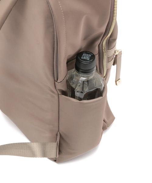 VIS（ビス）の「【PC収納付き】メタルファスナーリュック【A4対応】（バックパック/リュック・レディース・ブラック/グレー/ベージュ系その他・FREE）」の12枚目の写真