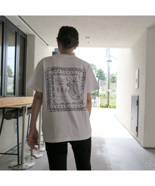 tone(トーン)の「【kocea】LEOPARD GRAPHIC TEE (MA)(Tシャツ/カットソー・レディース・ホワイト/ブラック・S/M/L)」の8枚目の写真