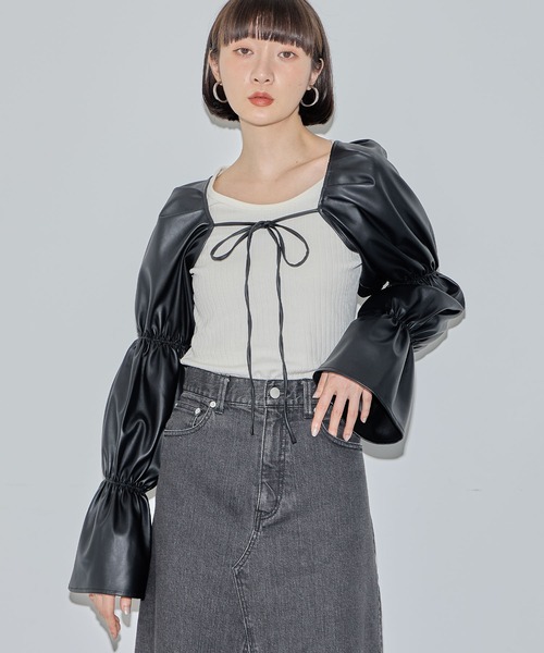 ELLEgirl(エルガール)の「ヴィーガンレザー付け袖ボレロ【ELLEgirl/エル ガール】(カーディガン/ボレロ・レディース・ブラック・FREE)」の11枚目の写真