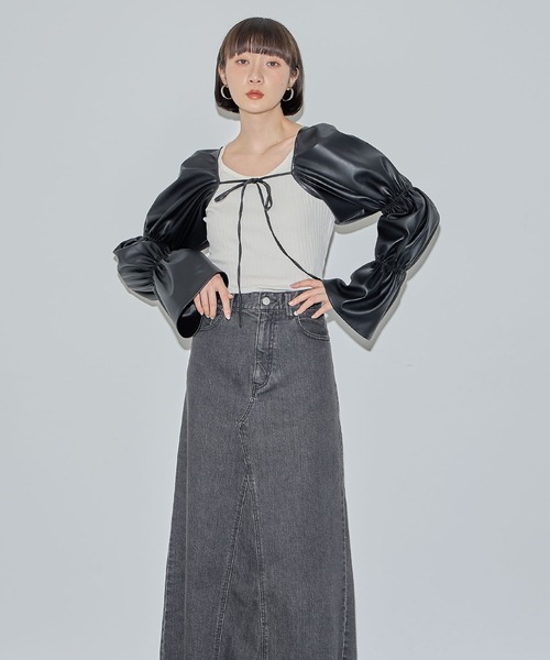 ELLEgirl(エルガール)の「ヴィーガンレザー付け袖ボレロ【ELLEgirl/エル ガール】(カーディガン/ボレロ・レディース・ブラック・FREE)」の15枚目の写真