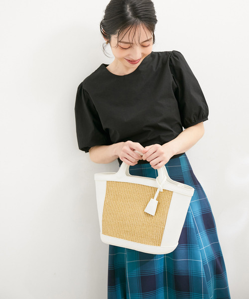 VIS（ビス）の「【WEB限定】【洗える】後ろリボンクルーネック短丈ブラウス（シャツ/ブラウス・レディース・ラベンダー/ホワイト系その他/ブラック・FREE）」の7枚目の写真