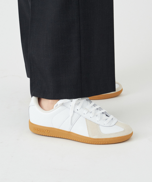 IENA(イエナ)の「【ADIDAS/アディダス】BW ARMY(スニーカー・レディース・ホワイト・23.5cm/22.5cm/24.5cm/23cm/24cm)」の2枚目の写真