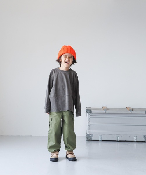 BAYFLOW(ベイフロー)の「ワイドカーゴパンツ(KIDS)(カーゴパンツ・キッズ・ライトグレー/ブラック/カーキ・110cm/140cm/130cm/120cm)」の7枚目の写真