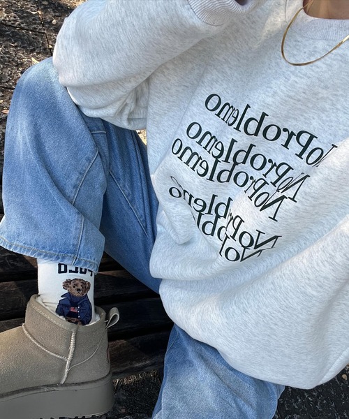 Chick（チック）の「レターロゴクルーネックスウェット（スウェット・レディース・ブラック/グレー・FREE）」の4枚目の写真