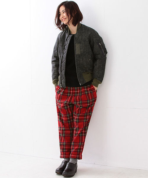 BEAMS BOY（ビームスボーイ）の「BEAMS BOY / タータン ペグトップ パンツ（その他パンツ・レディース・レッド/ネイビー・0/1）」の15枚目の写真