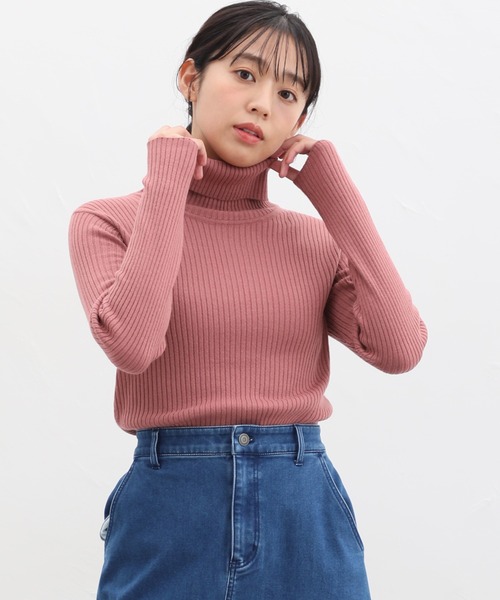 Honeys（ハニーズ）の「あったかリブ編タートルネックニット（ニット/セーター・レディース・ブラック/ホワイト×ブラック/アイボリー/ベージュ×ブラック/グリーン/ブルー系その他/ピンク/ベージュ/レッド・LL/S/L/M）」の8枚目の写真