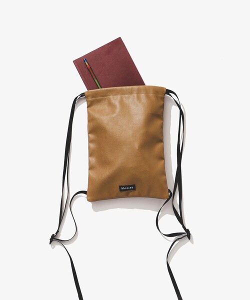 bpr BEAMS（ビーピーアール ビームス ）の「bPr BEAMS / フェイクレザー ナップサック（バックパック/リュック・メンズ・ピンク/ミント/グレー/ベージュ/ブラック/サックスブルー・ONE SIZE）」の4枚目の写真