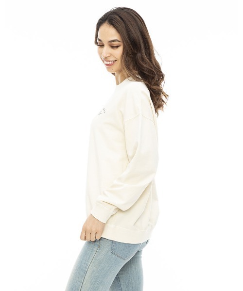 BILLABONG(ビラボン)の「BILLABONG レディース ARCH CLEAN LOGO LIGHT SWEAT CREW トレーナー 【2023年秋冬モデル】/ビラボンスウェットトレーナー(スウェット・レディース・スミクロ/オフホワイト/ブルー/オレンジ・MEDIUM/LARGE)」の6枚目の写真