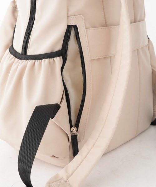 GLOBAL WORK(グローバルワーク)の「撥水軽量ドロスト8ポケリュック/990307(バックパック/リュック・レディース・ブラック/アイボリー・FREE)」の16枚目の写真