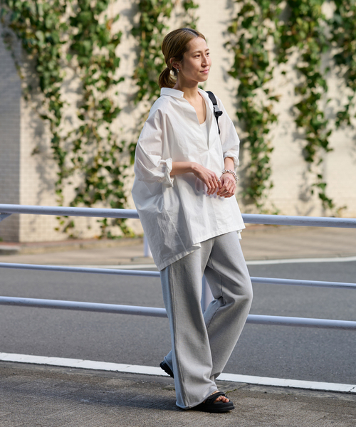 FRAMe WORKフレームワークのスキッパーシャツサイズF紺新品未使用 FRAMeWORK（フレームワーク）の「スキッパーシャツ（シャツ⁄ブラウス