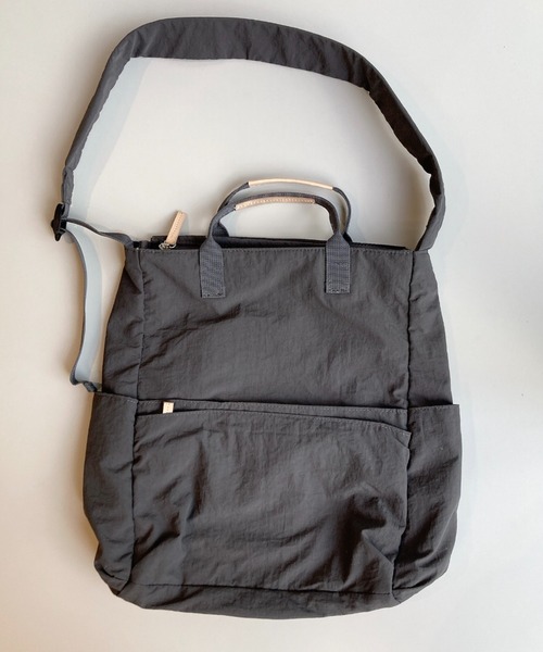 EARTH MADE（アースメイド）の「12POCKET SHOULDER（ショルダーバッグ・レディース・ライトベージュ/カーキ/ブルー/ダークグレー/サンドベージュ/ブラック/ピンク・FREE）」の9枚目の写真