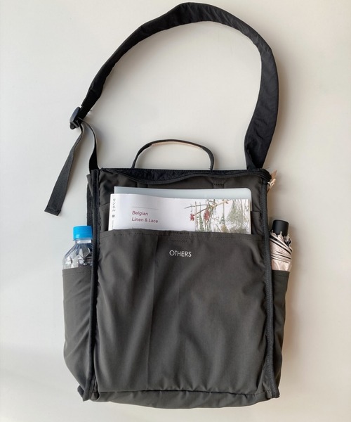 EARTH MADE（アースメイド）の「12POCKET SHOULDER（ショルダーバッグ・レディース・ライトベージュ/カーキ/ブルー/ダークグレー/サンドベージュ/ブラック/ピンク・FREE）」の12枚目の写真