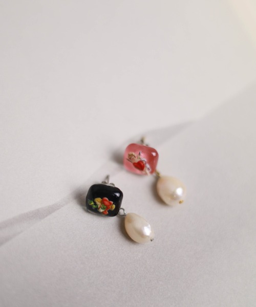 yufect（ユフェクト）の「【Yu】【it】【yufect】 レトロパールピアス（ピアス（両耳用）・レディース・ブルー/ピンク/ベージュ/ライトブルー/ホワイト系その他/ピンクベージュ/ブラック/グレー/スカイブルー系1/スカイブルー系/ブルー系その他/パープル・FREE）」の15枚目の写真