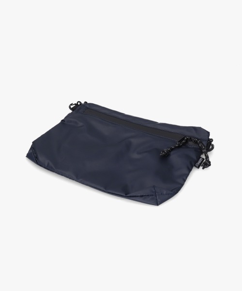 Gramicci(グラミチ)の「Gramicci MICRO RIPSTOP SACOCHE(ボディバッグ/ウエストポーチ・メンズ・パープル/ベージュ/レッド/ダークネイビー・FREE)」の2枚目の写真