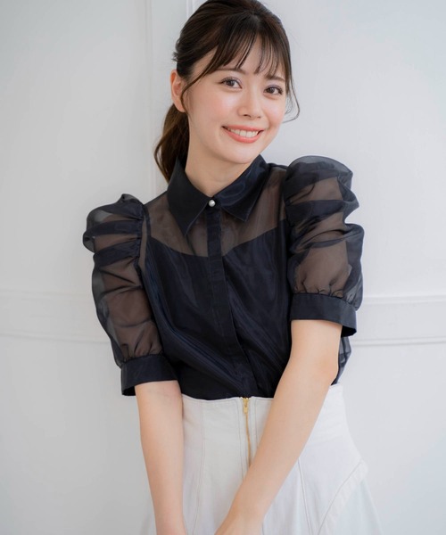 NOELA(ノエラ)の「シアーパワショルシャツ(シャツ/ブラウス・レディース・ピンク/ブラック/オフホワイト・フリー)」の3枚目の写真