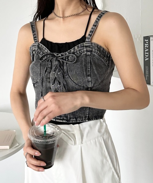 CLEA（クレア）の「フロントリボン デニムキャミビスチェ（キャミソール・レディース・ブルー/ブラック・FREE）」の9枚目の写真