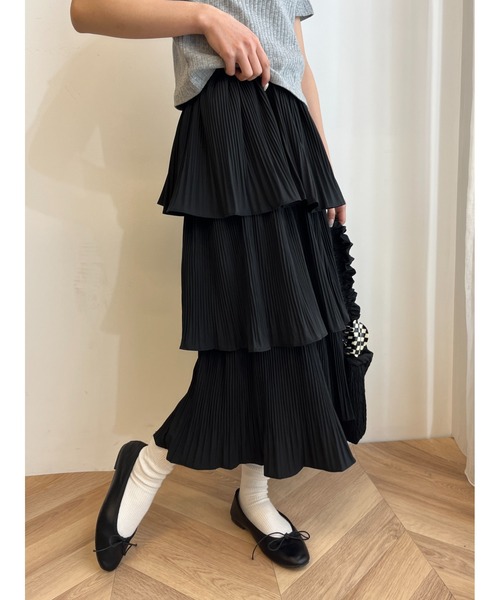 PHILLY（フィリー）の「【PHILLY】プリーツティアードロングスカート（スカート・レディース・ホワイト/ブラック・FREE）」の4枚目の写真