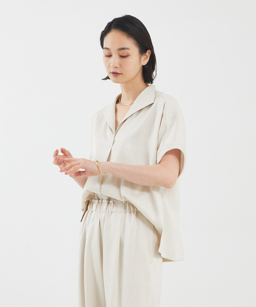 qualite(カリテ)の「【セットアップ対応】リネンライクオープンカラーシャツ(シャツ/ブラウス・レディース・ブラック/ライトブルー/ライトベージュ・38/36)」の10枚目の写真