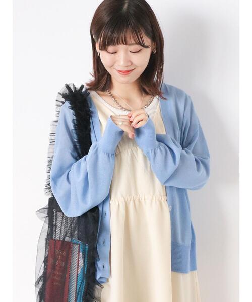 ehka sopo（エヘカソポ）の「ラメシアーVネックカーディガン（カーディガン/ボレロ・レディース・グレー/ピンク/サックスブルー/グリーン/キナリ・F）」の4枚目の写真