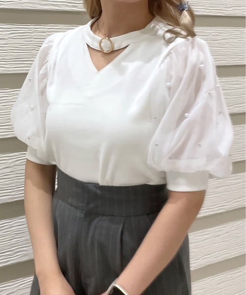 TORTE(トルテ)の「デコルテ開きパールスリーブTOPS(Tシャツ/カットソー・レディース・ブルー/ブラック/ホワイト/ピンク・FREE)」の6枚目の写真