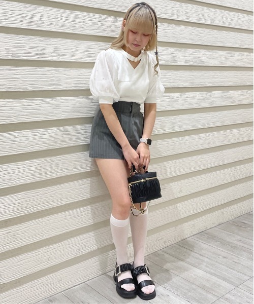 TORTE(トルテ)の「デコルテ開きパールスリーブTOPS(Tシャツ/カットソー・レディース・ブルー/ブラック/ホワイト/ピンク・FREE)」の10枚目の写真