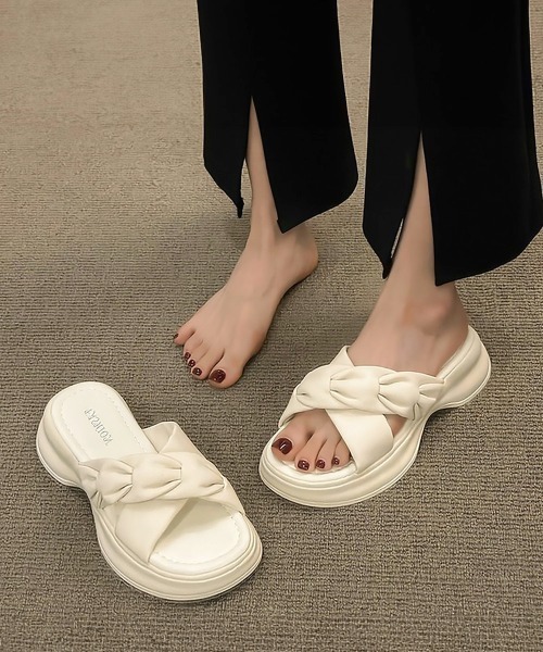 Miniministore(ミニミニストア)の「厚底サンダル ミュールサンダル 韓国風(サンダル・レディース・ブラック/アイボリー・23.5cm/24.0cm/25.0cm/23.0cm/24.5cm/22.5cm)」の9枚目の写真