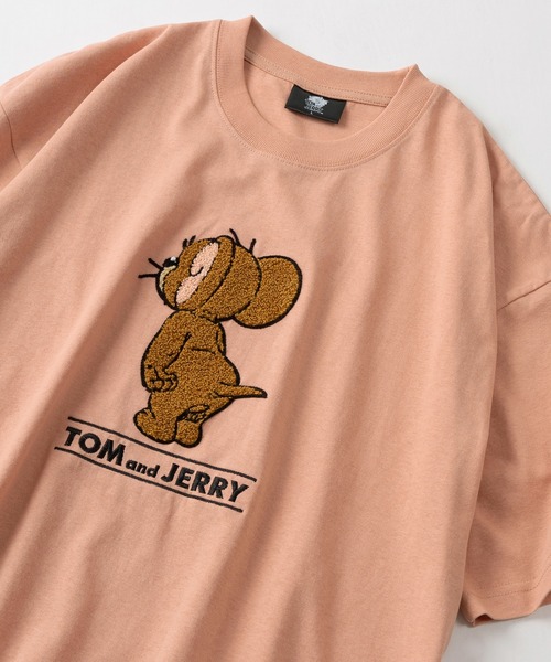 Tom&Jerry(トムアンドジェリー)の「【TOM&JERRY/トムとジェリー】ジェリー ミッドサイズ サガラ刺繍デザイン ビッグシルエット 半袖Tシャツ/オーバーサイズ(Tシャツ/カットソー・レディース・ブラック/オレンジ・M/L/XL)」の1枚目の写真
