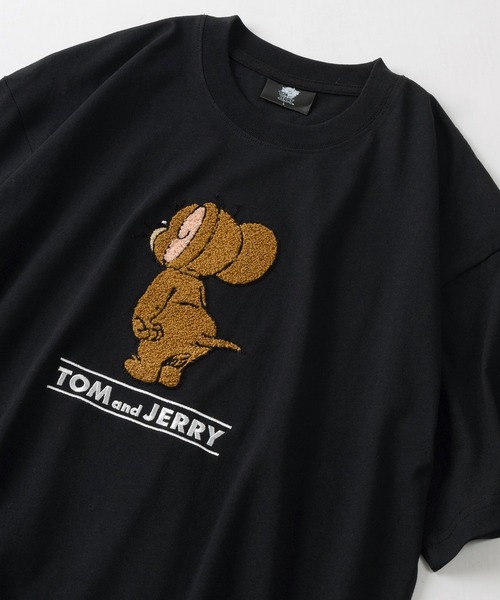 Tom&Jerry(トムアンドジェリー)の「【TOM&JERRY/トムとジェリー】ジェリー ミッドサイズ サガラ刺繍デザイン ビッグシルエット 半袖Tシャツ/オーバーサイズ(Tシャツ/カットソー・レディース・ブラック/オレンジ・M/L/XL)」の2枚目の写真