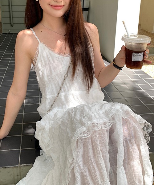 aimoha(アイモハ)の「フレアレースキャミソールワンピース (SS)(ワンピース・レディース・ブラック/ホワイト・FREE)」の15枚目の写真
