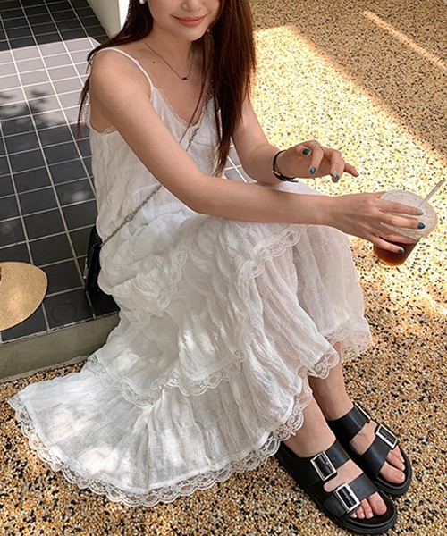 aimoha(アイモハ)の「フレアレースキャミソールワンピース (SS)(ワンピース・レディース・ブラック/ホワイト・FREE)」の21枚目の写真