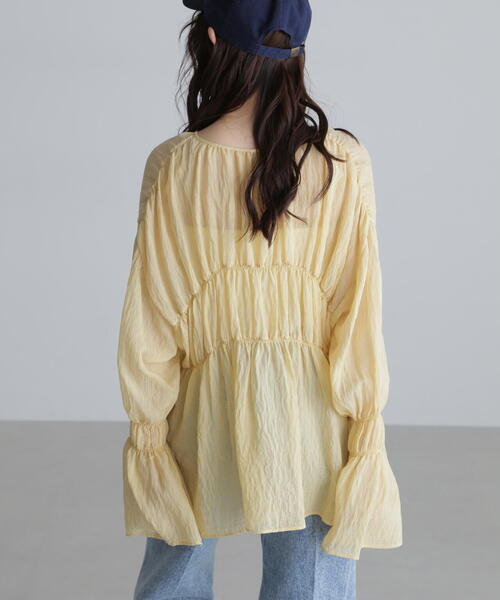 FREE'S MART(フリーズマート)の「◇シャーリングドロストチュニックブラウス(シャツ/ブラウス・レディース・ブラック/ホワイト/ブラウン/イエロー・FREE)」の20枚目の写真