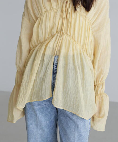 FREE'S MART(フリーズマート)の「◇シャーリングドロストチュニックブラウス(シャツ/ブラウス・レディース・ブラック/ホワイト/ブラウン/イエロー・FREE)」の22枚目の写真