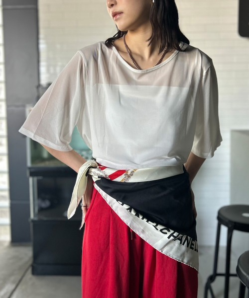 Kotoe（コトエ）の「シアートップス 半端袖 ビッグシルエット（Tシャツ/カットソー・レディース・ホワイト/ブラック・M/L）」の2枚目の写真
