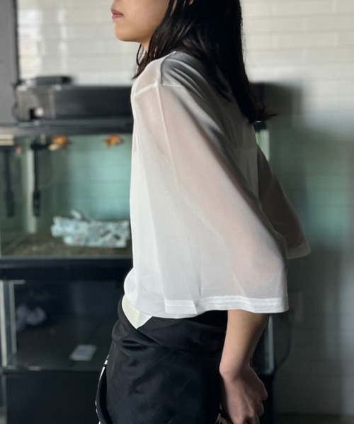 Kotoe（コトエ）の「シアートップス 半端袖 ビッグシルエット（Tシャツ/カットソー・レディース・ホワイト/ブラック・M/L）」の5枚目の写真