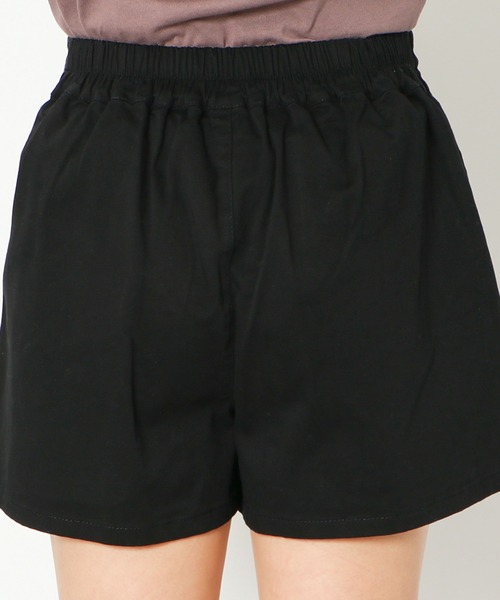 GORGE(ゴージ)の「《タック×美脚シルエット》レディース ハイウエスト ショートパンツ 脚長効果 春夏秋(その他パンツ・レディース・ベージュ/ブラック・F)」の7枚目の写真