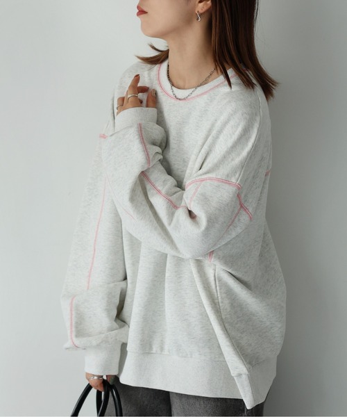 Riberry（リベリー）の「配色ステッチオーバーサイズスウェット（スウェット・レディース・オートミール/チャコールグレー・MEDIUM）」の8枚目の写真