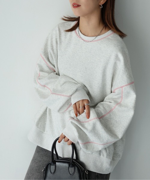Riberry（リベリー）の「配色ステッチオーバーサイズスウェット（スウェット・レディース・オートミール/チャコールグレー・MEDIUM）」の14枚目の写真