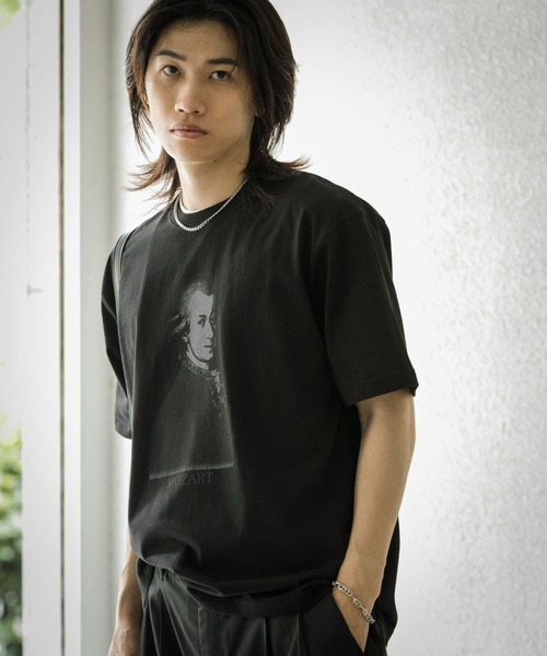 SENSE OF PLACE by URBAN RESEARCH(センスオブプレイスバイアーバンリサーチ)の「ヴィンテージライクTシャツ(モーツァルト)(Tシャツ/カットソー・メンズ・ブラック/ピンク・MEDIUM/LARGE)」の4枚目の写真