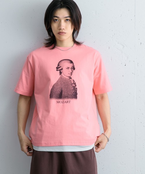 SENSE OF PLACE by URBAN RESEARCH(センスオブプレイスバイアーバンリサーチ)の「ヴィンテージライクTシャツ(モーツァルト)(Tシャツ/カットソー・メンズ・ブラック/ピンク・MEDIUM/LARGE)」の8枚目の写真