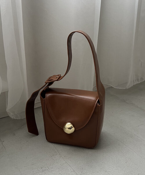 CAPRICIEUX LE'MAGE（カプリシューレマージュ）の「ニュアンスボタンショルダーバッグ（ショルダーバッグ・レディース・ブラック/ブラウン/アイボリー・FREE）」の14枚目の写真