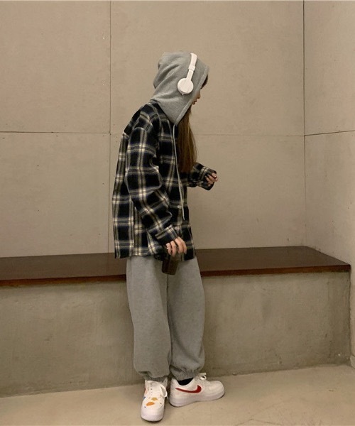 Teem Store(チームストア)の「フード付きレイヤードチェックネルシャツ(シャツ/ブラウス・レディース・ブラック・M/L)」の5枚目の写真